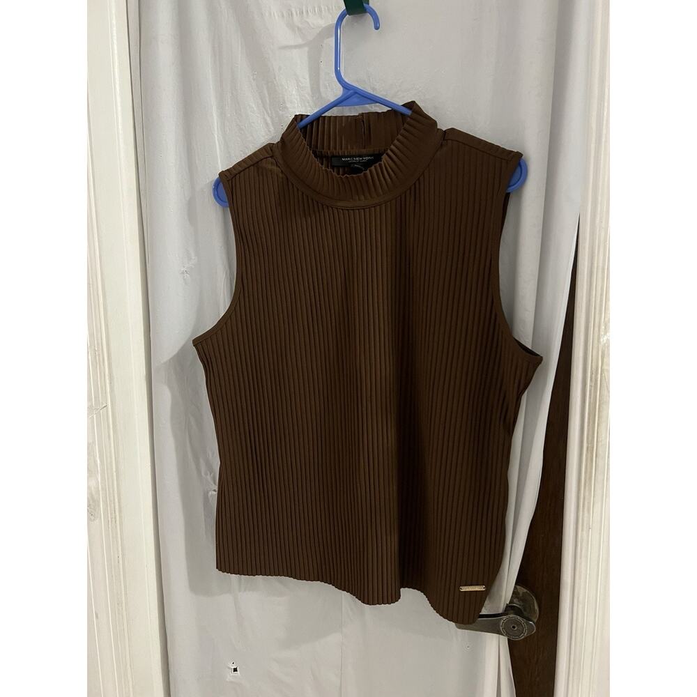 Marc New York Brown Mock Neck Tank Top Sz L